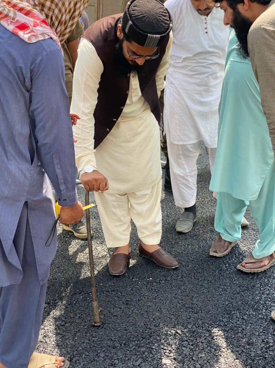 moavia_official's tweet photo. 29 ستمبر 2022
ھم بدلیں گے جھنگ ان شا اللہ
بھکر روڑ پر اسفالٹ ڈالنے کا کام جاری ۔۔۔
#ExploreJhang
#JhangDevelopmentProgram https://t.co/yusPahe1PV