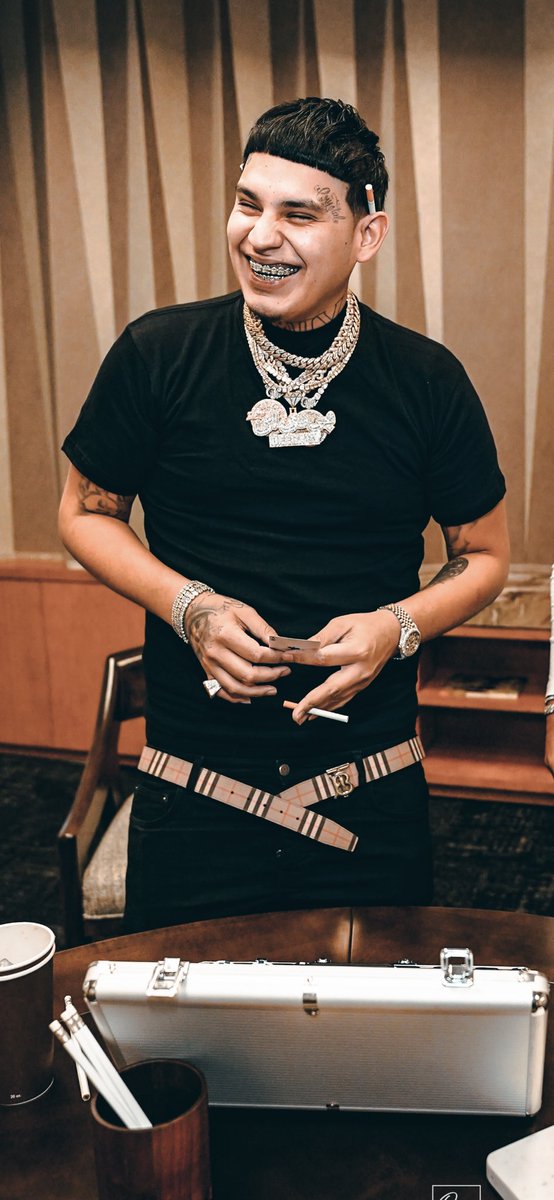 OfficialDeeBaby's tweet photo. https://t.co/CUyYb3zpf1