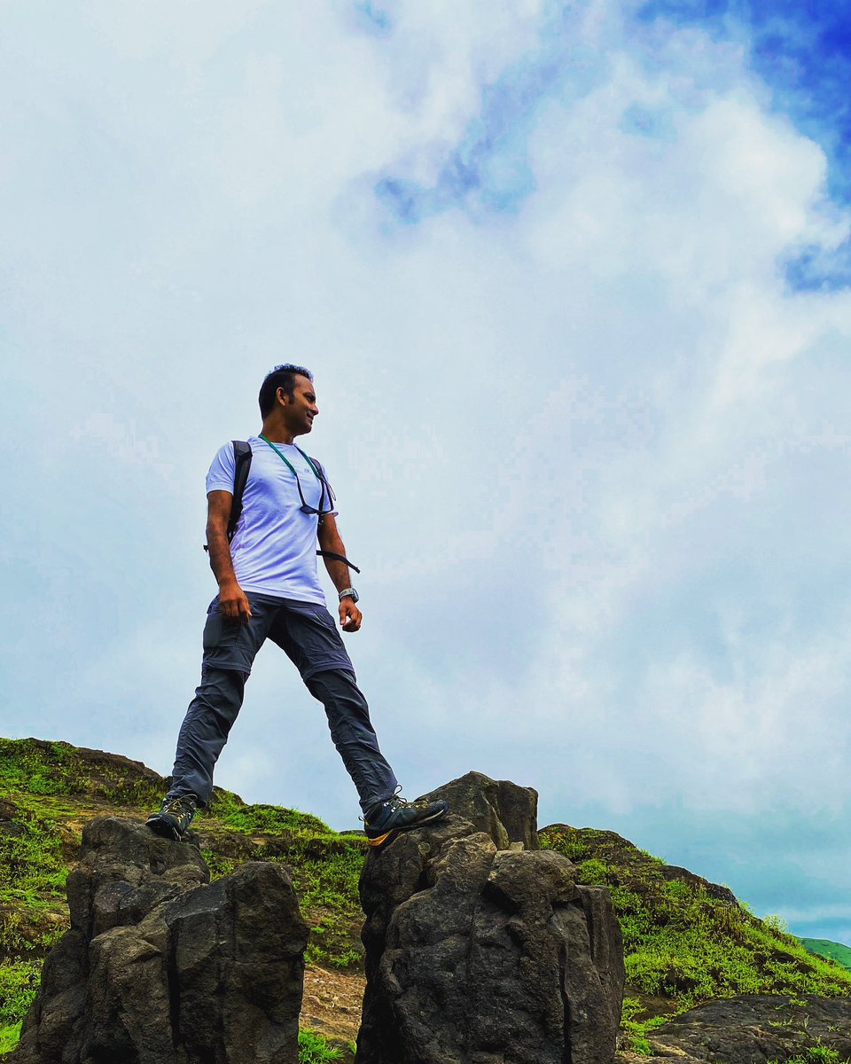 divakarsatam's tweet photo. The mountains are the last place where man can feel truly wild. ❤️✌️❤️
#wilderness #nature #wildlife #hiking #adventure #outdoors #mountains #travel #explore #wild #photography #outdoor #landscape #naturelovers #wildernessculture #getoutside #hike #mountain https://t.co/h2pmF7jDvD