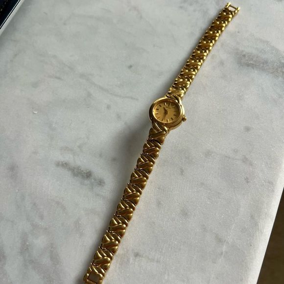 jtpesto's tweet photo. So good I had to share! Check out all the items I'm loving on @Poshmarkapp from @lwalcker #poshmark #fashion #style #shopmycloset #seiko #kooreloo #freepeople: https://t.co/m3LuCjFTJD https://t.co/kYystUWq2c
