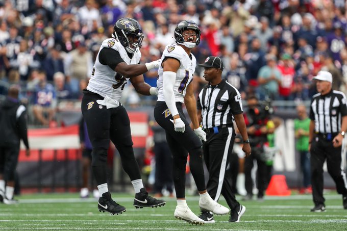 Ravens rookie S Kyle Hamilton made a pledge to donate $1,000 for every INT by the Ravens defense this season. The money will be used to support school programs in the Baltimore Area. As of week 3, the team has 6 INTs & is on pace for 34 for the season translating to $34,000.