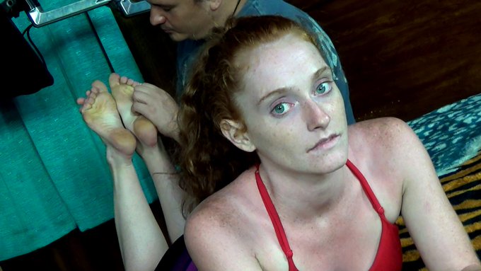 I took a VERY keen interest in Brianna Murphy's delicious shapely soles.  She even looked a little creeped