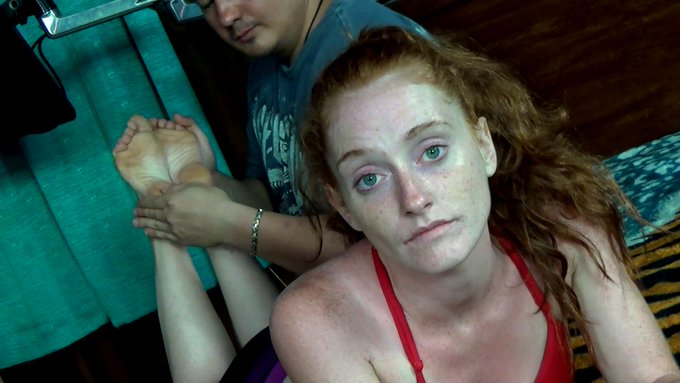 I took a VERY keen interest in Brianna Murphy's delicious shapely soles.  She even looked a little creeped