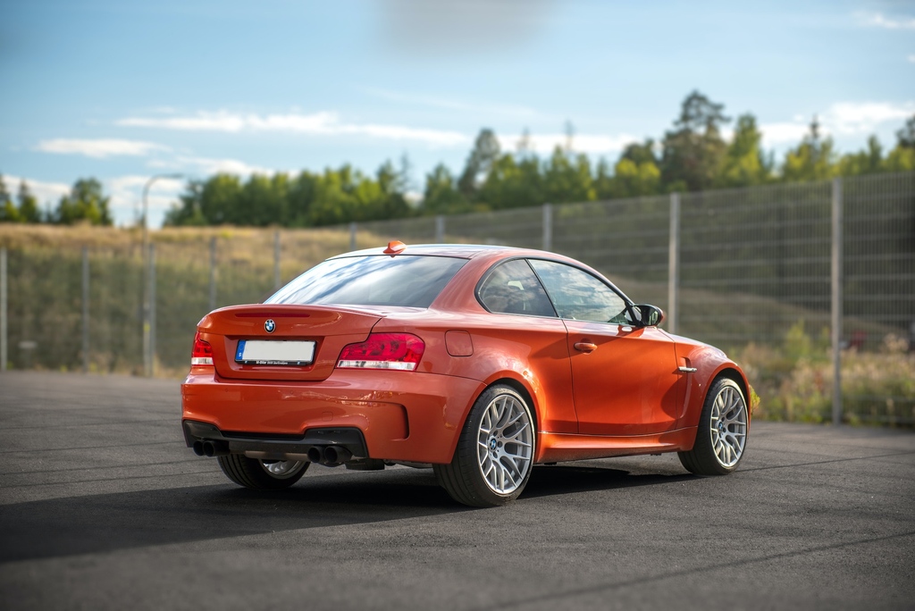 🇸🇪 *ENDING SOON*

2012 BMW 1M COUPE - 4,828 KM

Details: collectingcars.com/for-sale/2012-…

#CollectingCars