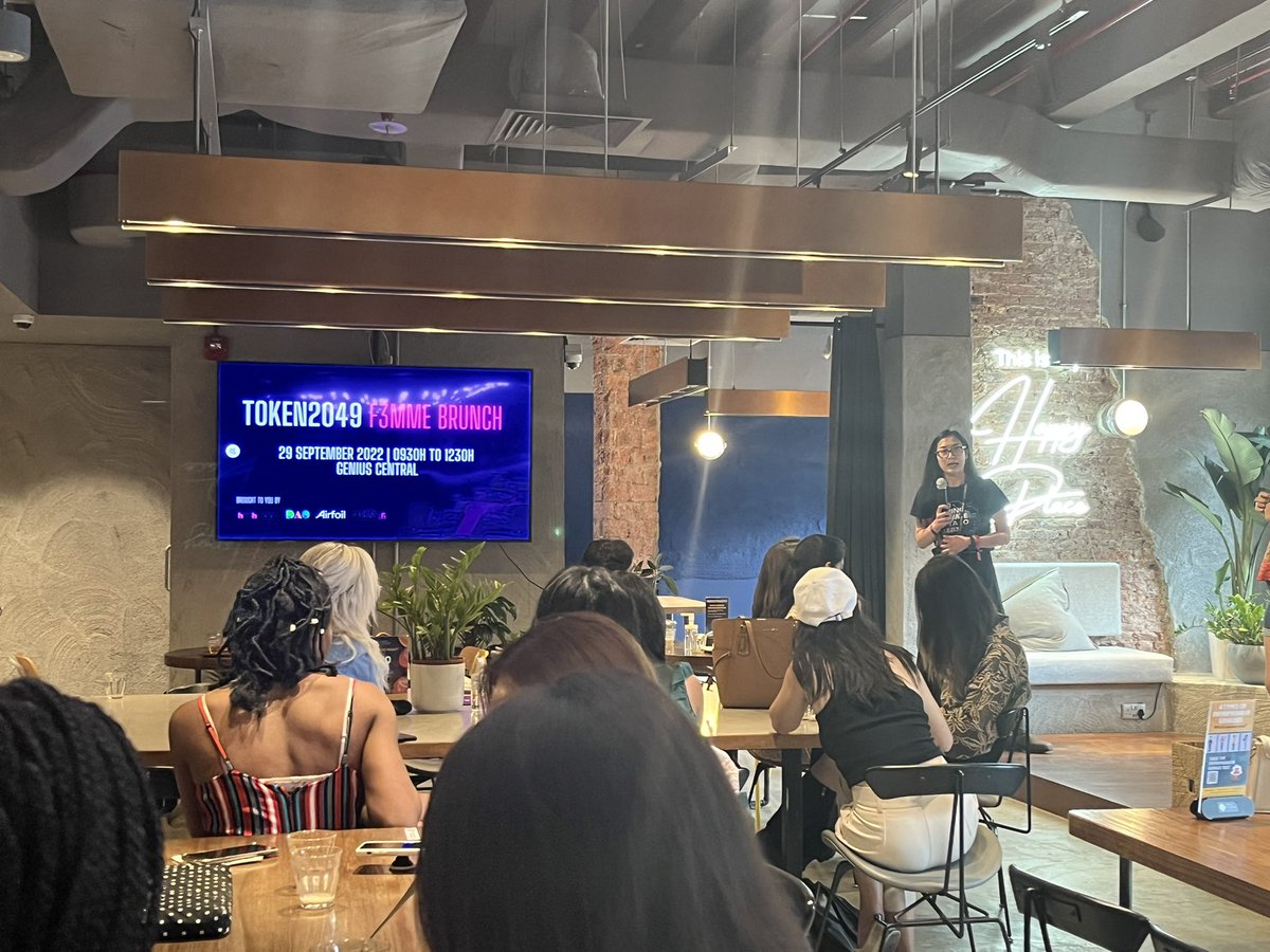 yolandasamy's tweet photo. Thanks for an amaazing f3mm3s brunch @AirfoilStudio @_HerDAO @carb0nfi it was the perfect way to start the day before @token2049. The French toast was *chefs kiss*. Loved getting to know @0xjitsu @highlary @ellisliu9 @tartytruffle @stephldickson @sharmssie 💖 #asiacryptoweek https://t.co/3W1P1CxGPV