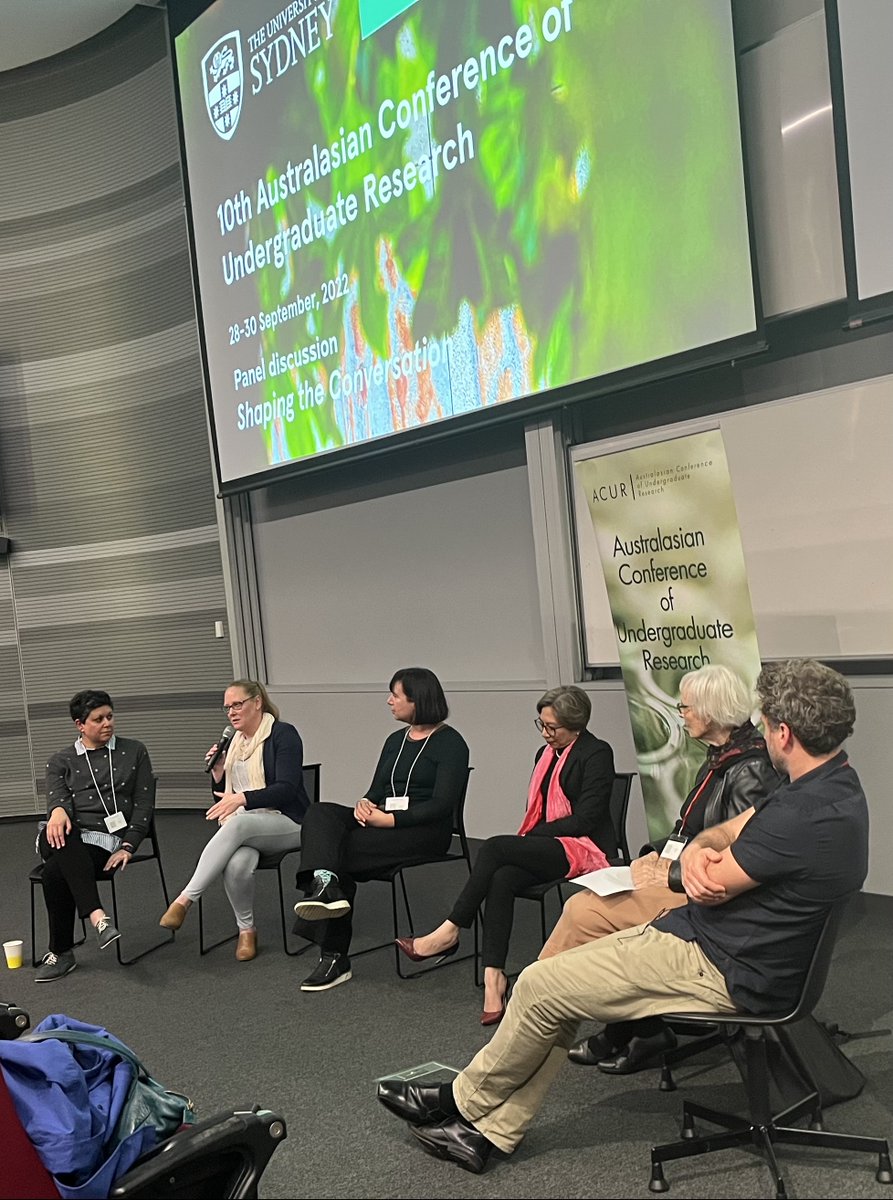 Such great talks at #ACUR2022 this afternoon - Helen Mitchell talking about Ethics applications, and a panel discussion about how we can shape the conversation of research with <a href="/alanablackburn/">Dr Alana Blackburn</a>, <a href="/sandrasenoalday/">Sandra Seno Alday</a> , Mel Baysari, Shelley Wickham, <a href="/theangelabrew/">Angela Brew</a> and <a href="/DJ_Neurosci/">Dan Johnstone</a>