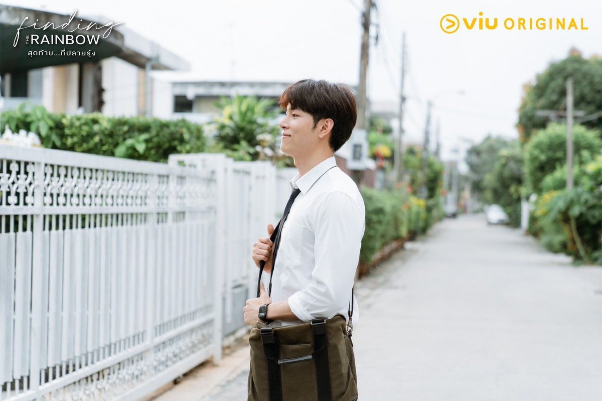 Viu_TH's tweet photo. อยากมีคนมาส่งถึงหน้าบ้านบ้างจัง >_<
#FindingTheRainbow #สุดท้ายที่ปลายรุ้ง

ติดตามชมได้ที่ Viu เท่านั้น เร็ว ๆ นี้

#ViuOriginal #Viuอ่านว่าวิว 
#AomSushar #ก็อตอิทธิพัทธ์ https://t.co/fntmzoyL6s