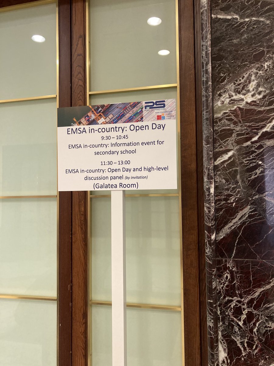 EMSA_EU's tweet image. We’re here at #NaplesShippingWeek for an #EMSA open day with local schools!
Coming up later - our high level panel!