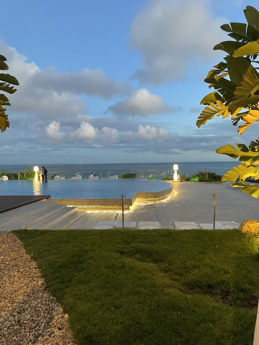 AnnaWrobeln's tweet photo. Exited about the next  days with all the #HHT experts in a beautiful place ☀️🌴🏖️ 🤗 #physiology @curehht #HHTSciCon2022 https://t.co/K1Ak7qJXnH