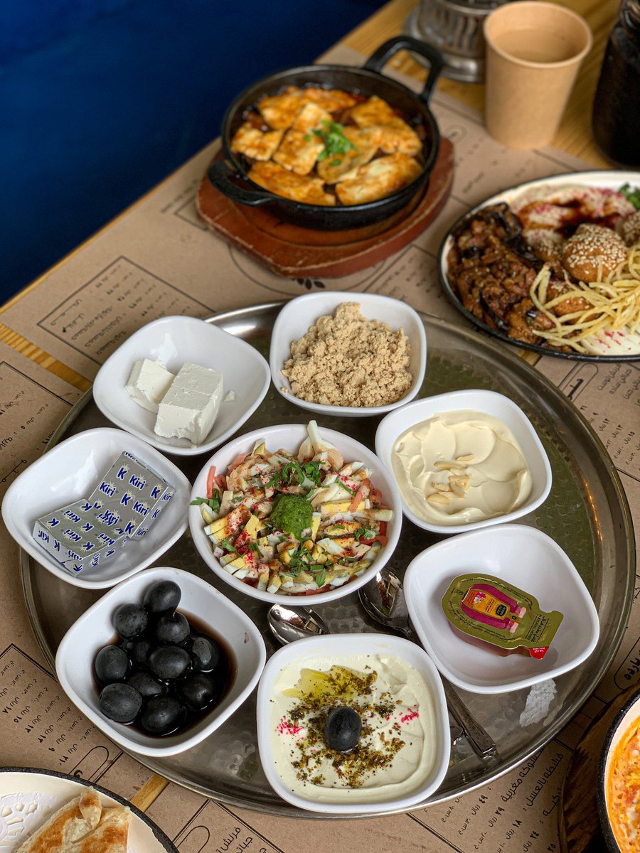 مطاعم ومقاهي الرياض 🍔 tweet media