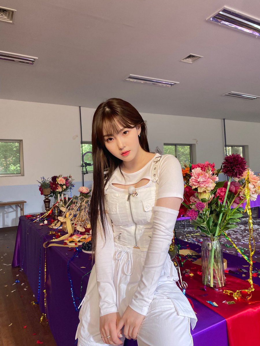 syl ₍ᐢ..ᐢ₎ tweet media