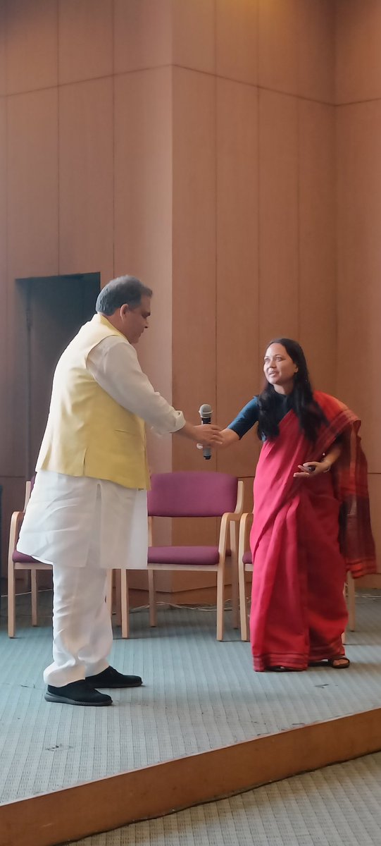 mikebahrami's tweet photo. #CommunityEngagementandInvolvement meeting with patients on hernia surgery repair. Amazing to have public consultations in Hindi, Punjabi and English 🇮🇳 https://t.co/2Uh6VlTfe8