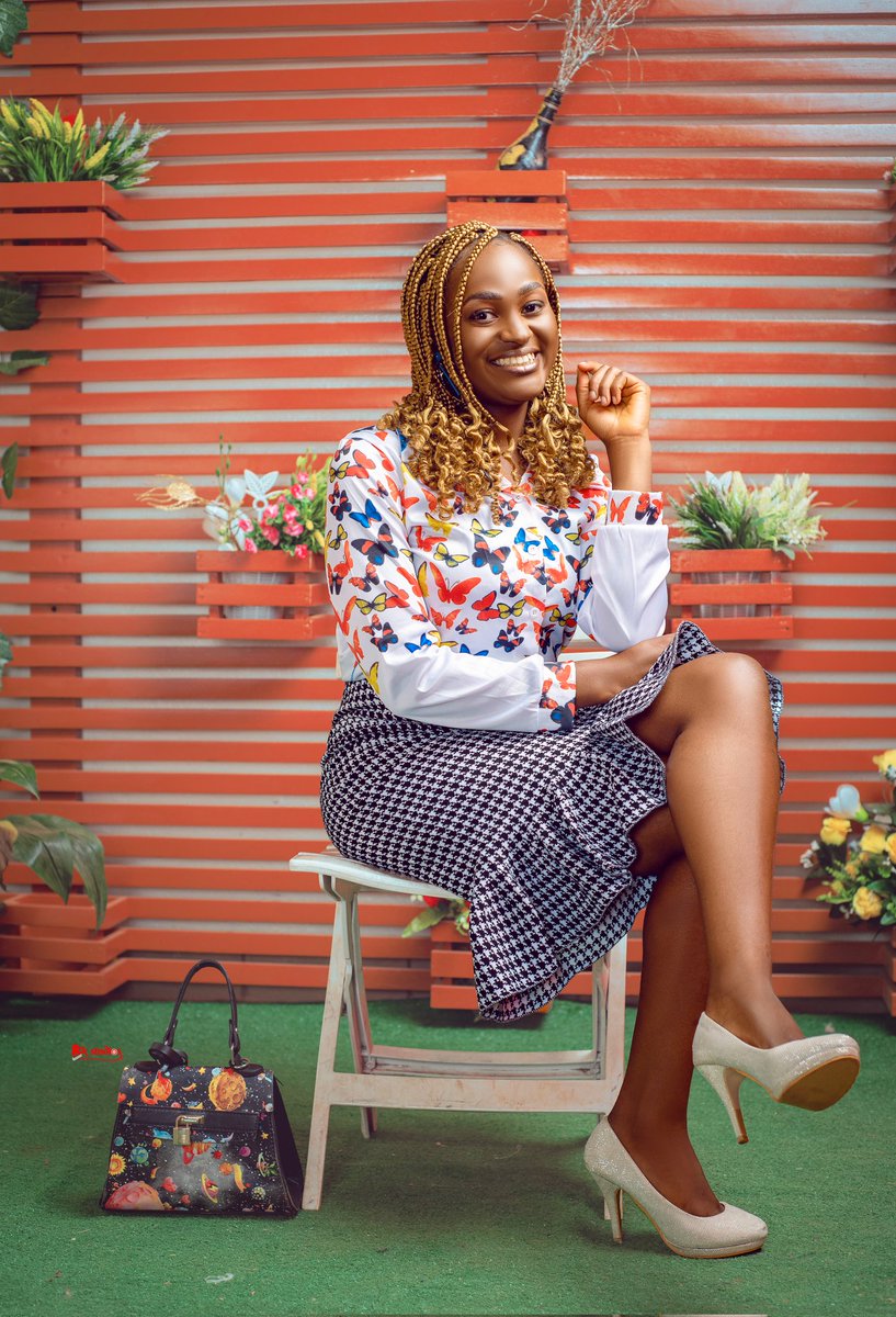 bkstudios237's tweet photo. Another day to celebrate God's Favor and Grace
Happy birthday lil sisโค๏ธ
#photooftheday #HAPPYBIRTHDAY #Cameroon #bkstudios237 #JesusIsLord https://t.co/pLZEbFKlma