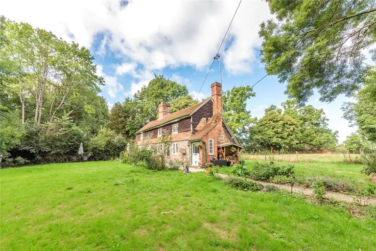 Nicola Chester on Twitter "A nearby Estate cottage is for sale. It’s a