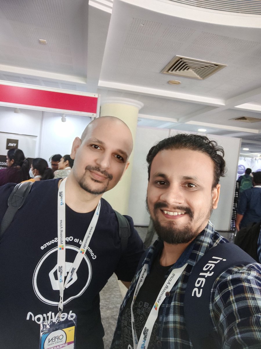 pathaksaurav's tweet image. Nice to connect with Prashant on giving insights on funding @DevtronL #OSI2022