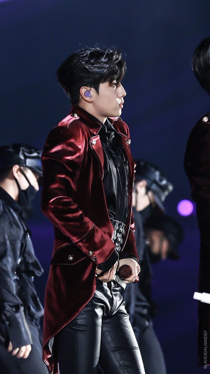 hourly mark: rest tweet media