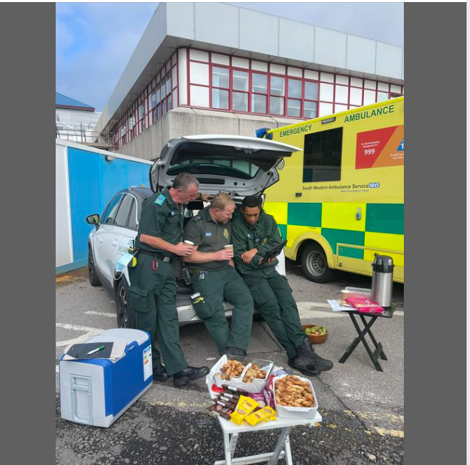 Our study team have been out &amp; about again manning Crew Welfare Cars, promoting EVADE &amp; showing training videos during brief refreshment breaks. We're covering more hospitals in coming weeks with treats! (Training/research chats not obligatory!) Come say hi 🙂 #EVADEstudy @NIHRSW