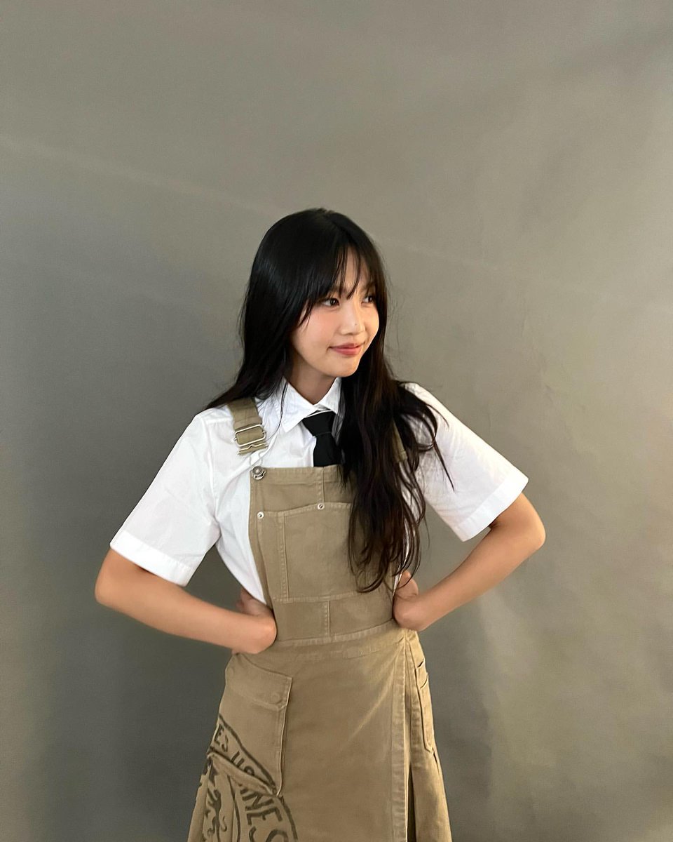 joystgrm's tweet photo. [INSTAGRAM POST] - 5P

@.allurekorea
👤: hyunnyvely
https://t.co/hpb0wT450s

@RVsmtown #RedVelvet #레드벨벳 #Joy #조이 #TRF2022    
220929 · 16:46:49 KST https://t.co/2XgdHkBnA6