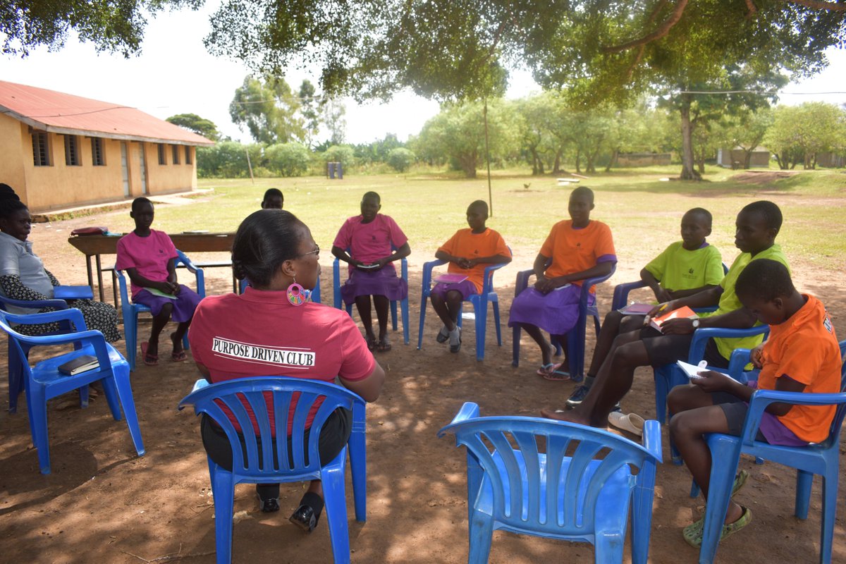 JarsofClayUG's tweet photo. We have very few women in the top spaces making decisions. And we would like to see more women being given leadership roles and taking on the challenge. 
Part of our mentorship role is to equip girls with knowledge to be able to make the right choices and thrive to reach these... https://t.co/lU6P1nscJF