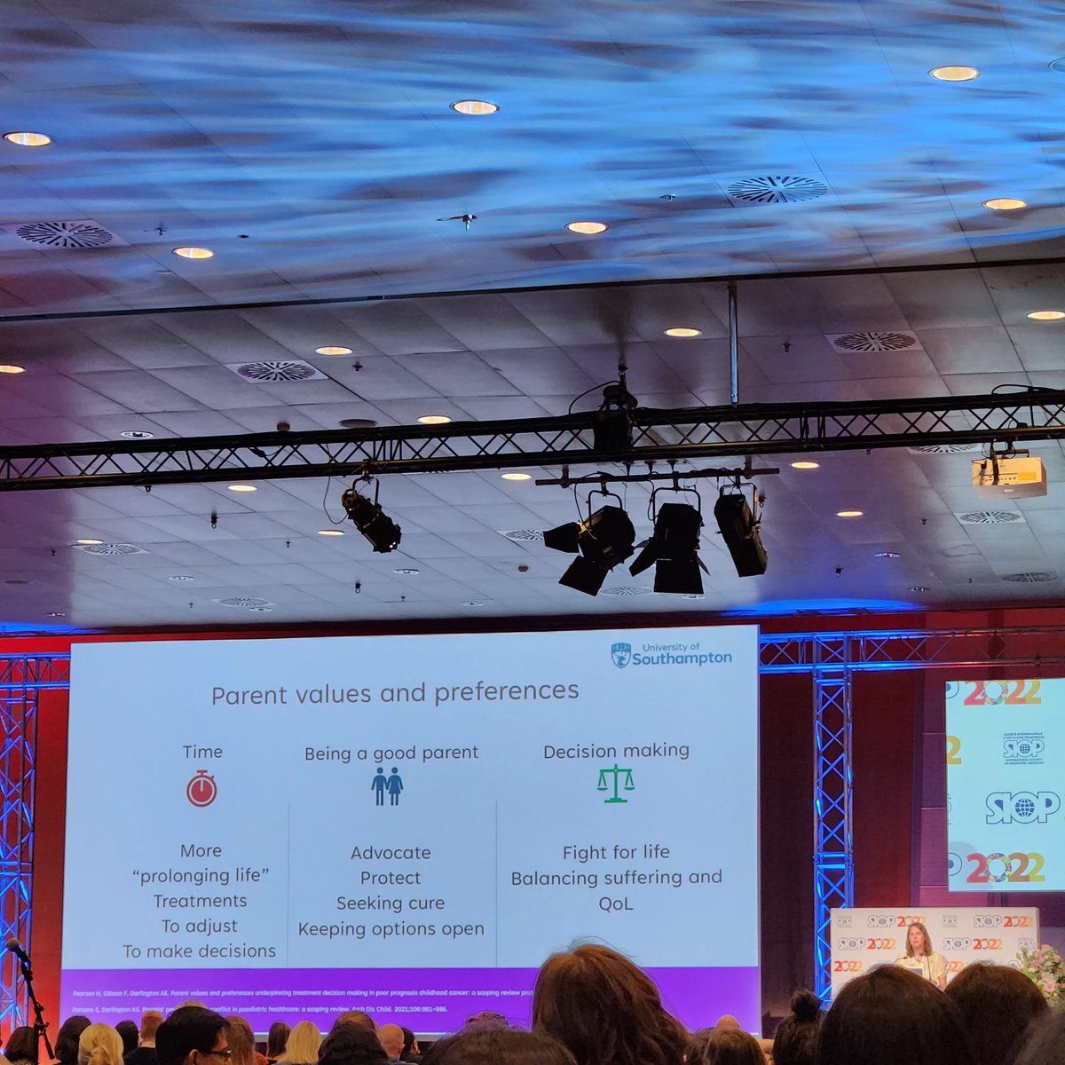 Sara Cho tweet media