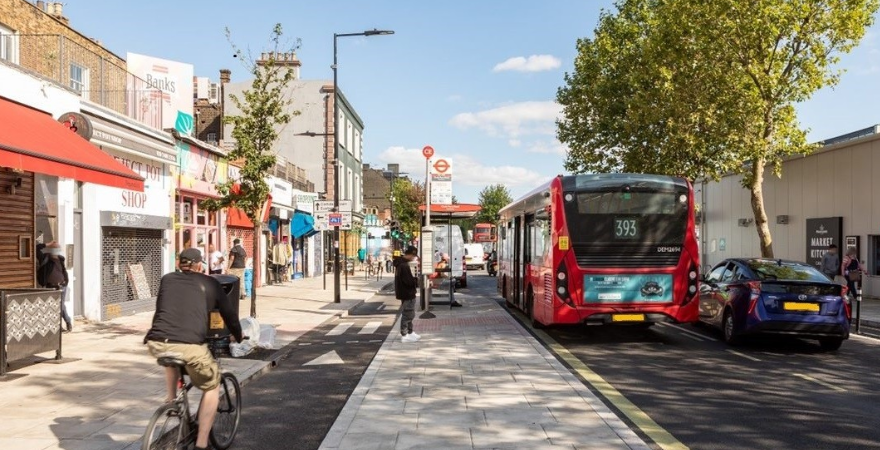 camdenclimate's tweet photo. Our CCCA September bulletin is now out📩 

Find out the latest on our Business Climate Challenge recruits, the energy price cap, how you can connect with local climate projects &amp; have your say on the forthcoming air quality &amp; flood plans!
 
Read it here➡️https://t.co/Q64rJskVZN https://t.co/Ks759uVPQW