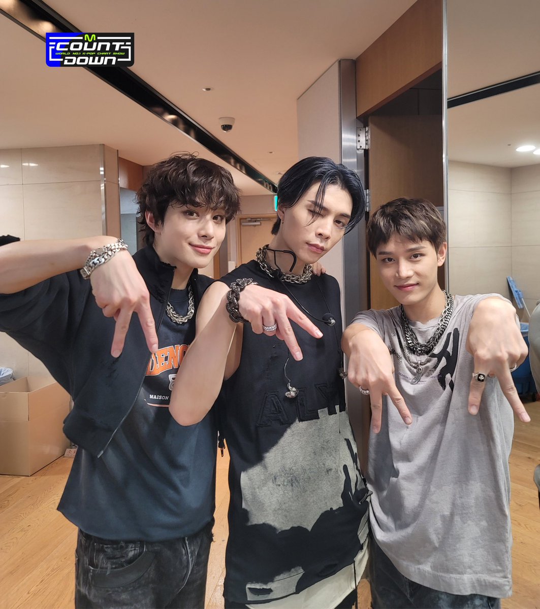 NewMuss's tweet photo. 이 셋은 무스의 최애라차임 https://t.co/7dPQha6CHo