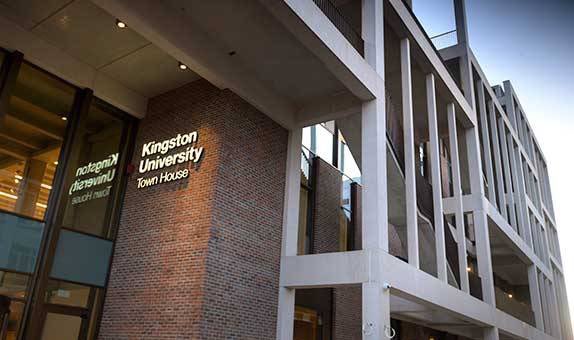 MarcusBullPhD's tweet photo. It was great to be back on @KingstonUni campus yesterday teaching undergrad research methods. Back in today welcoming the new PhD cohort. Very excited for the year ahead! And I know I’m late to the party, but it’s so refreshing to be able to chat to colleagues in the flesh 🙌 https://t.co/oMv45K7Syn