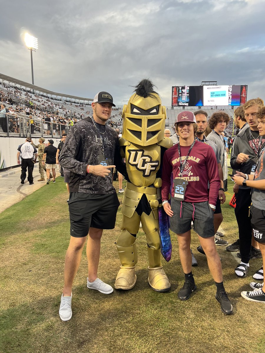 gonzalezrhs's tweet photo. UCF! Let’s go! @RaiderAthletes https://t.co/D5mrBVXFNm