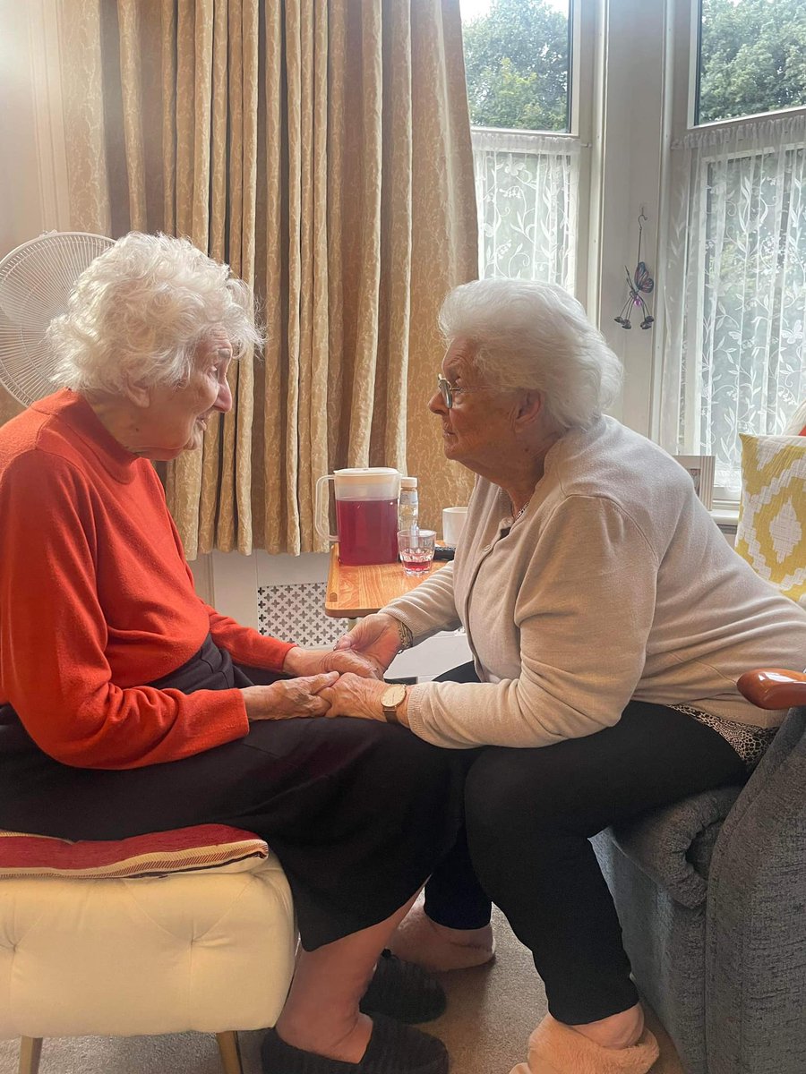 tilsleyhouse's tweet photo. Happy Weekend!
#carehome #westonsupermare https://t.co/IBKZKsDz7k