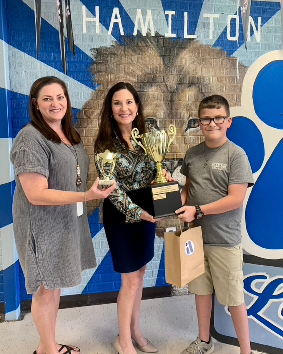 ImagineLearning's tweet photo. @ImagineLearning celebrates #Math success with school superintendent, staff, and students in Mississippi Student Recognition Tour! 🏆🥳⭐ Today, we give credit to the teachers who launched an aggressive math recovery effort using #ImagineMath and #ImagineMathFacts! https://t.co/TE7LWRnV0G