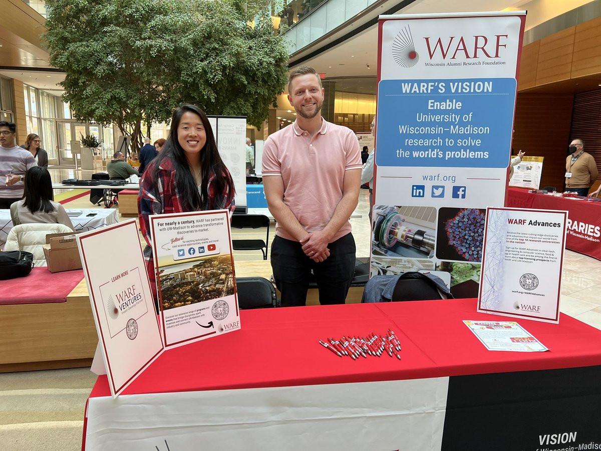 WARF_News's tweet image. Check out the #WARF table at the #UWInnovateWeek resource fair at @DiscoveryBldg and say hi to Lesli_Mark_ and Michael Carey!