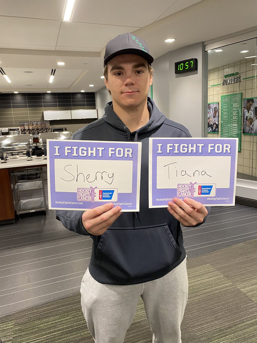 UNDmhockey's tweet image. This is why we fight. 

#UNDproud | #HockeyFightsCancer