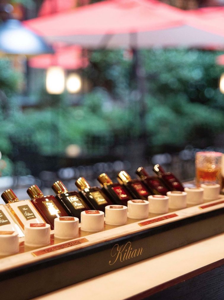 KCDworldwide's tweet photo. To celebrate its 15th anniversary, Kilian Paris took over Avenue Montagne and opened a pop-up in the iconic Hôtel Plaza Athénee in Paris. The pop-up invited you to discover the Kilian history, special olfactive experiences, fragrances, and products during Paris Fashion Week. https://t.co/tvrHJvTxpO