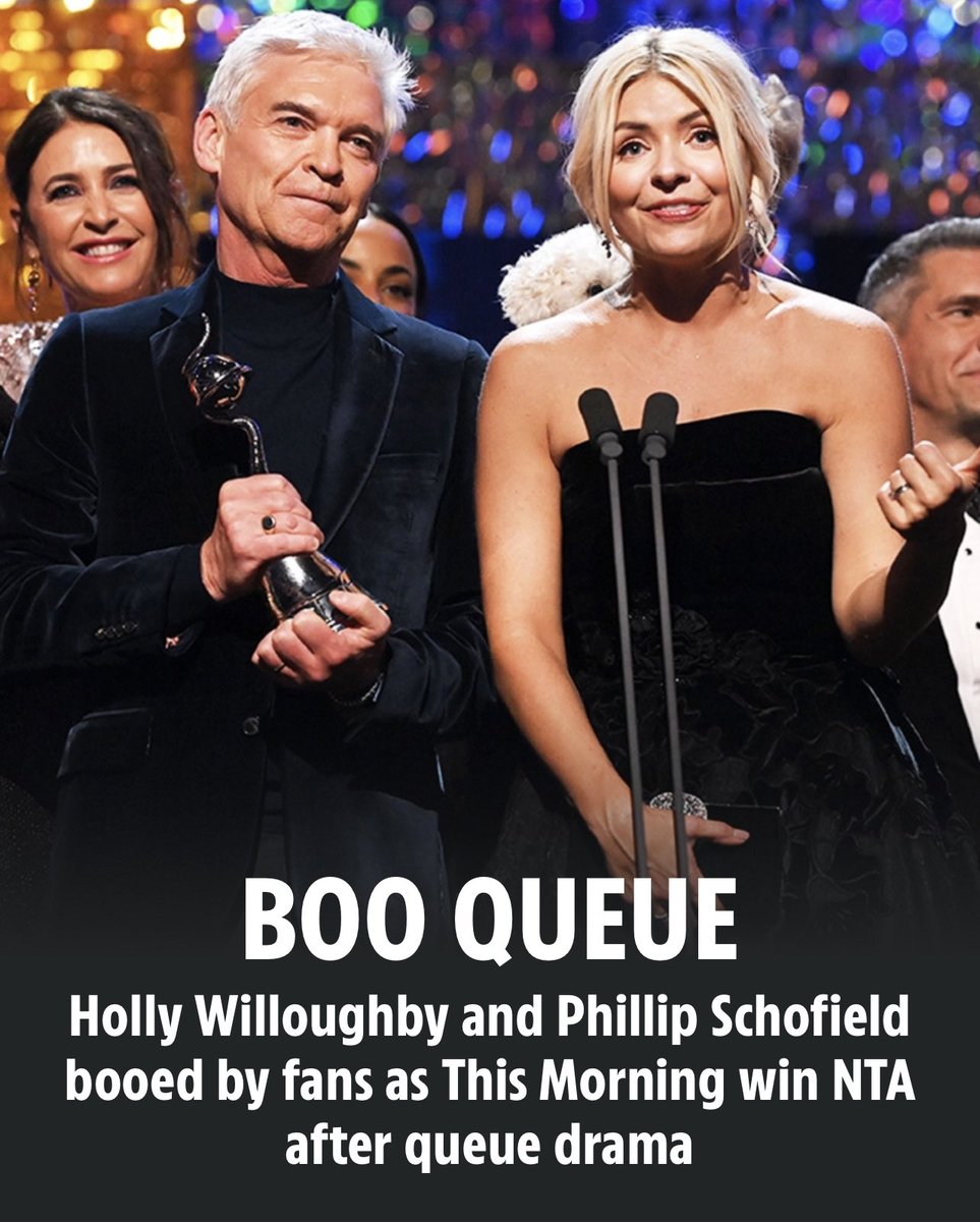 The boos were clear as day!! Mr Silver Fox.. your time to be culled has come.. 👋🏻 #philandholly #hollyandphil #ntas #philipschofield