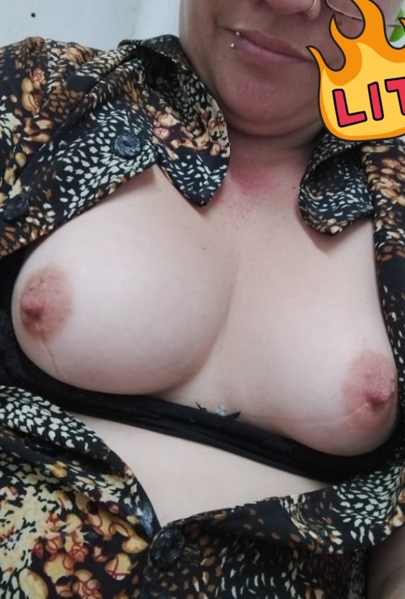 Me puse un algo hot😈 en el trabajo.