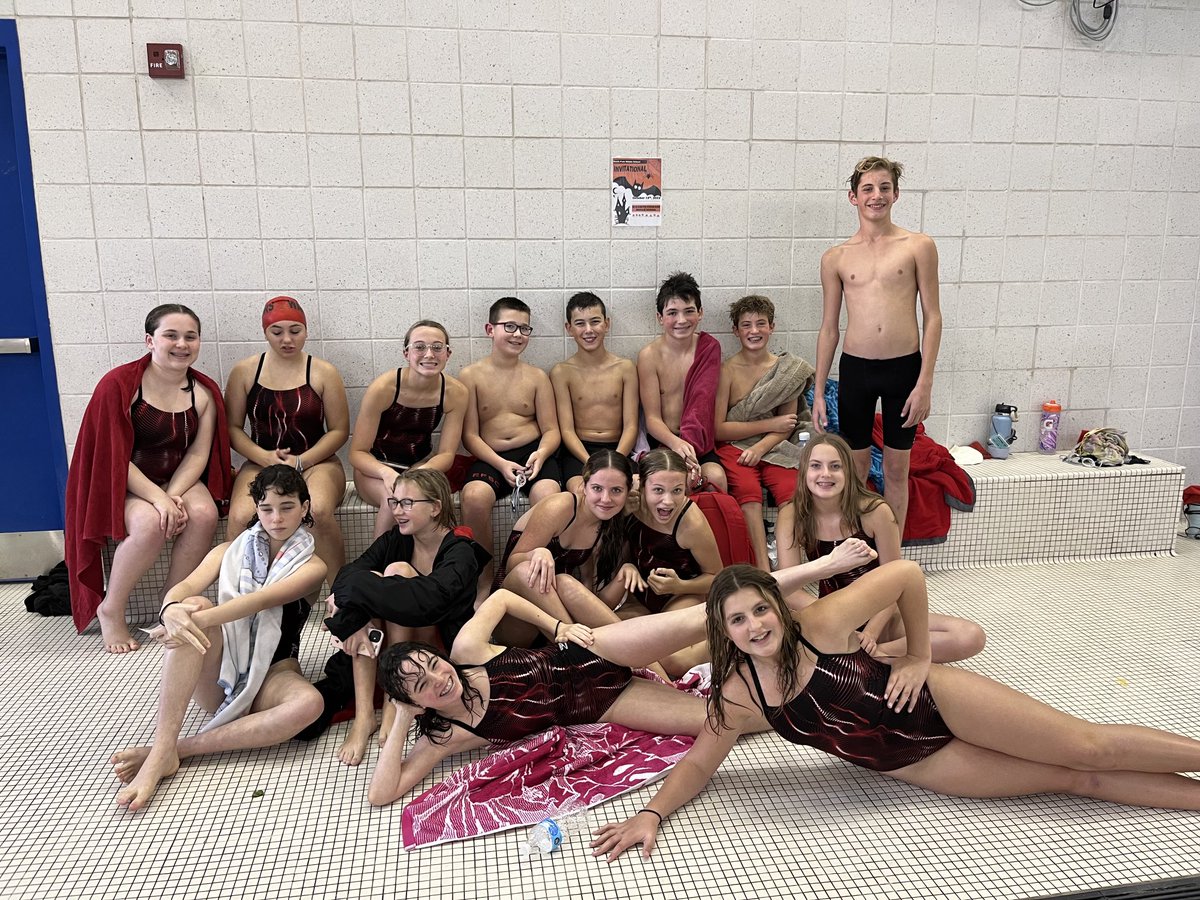 ⁦<a href="/EFMSWarriors/">Elizabeth Forward Middle School</a>⁩ And that’s a wrap on a FANTASTIC season!  Congratulations to all of the swimmers! #efproud