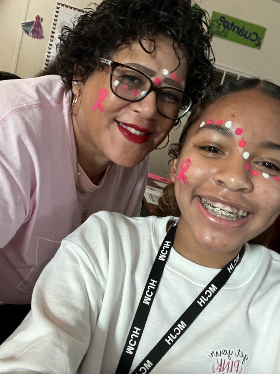 PRican_Teacher's tweet photo. ⁦@MCJH_Athletics⁩ #pinkout #ServingUpCure #ChompChompCancer https://t.co/PxIMkwN3hd