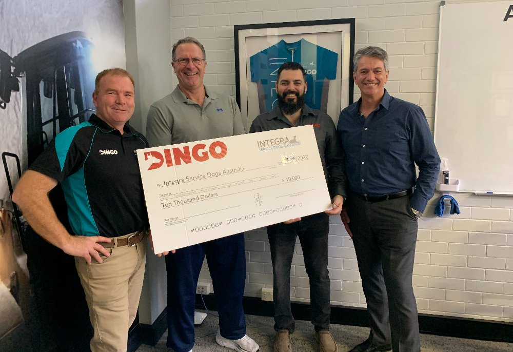 DINGO is proud to reinforce our commitment to #IntegraServiceDogsAustralia by donating $10,000 to support the delivery of highly trained service dogs to #Veterans &amp; #FirstResponders. Pic: Ben Johnson, Grant Edwards, Paul Warren &amp; Ron Parrello. MORE 👉 hubs.la/Q01pDmzZ0