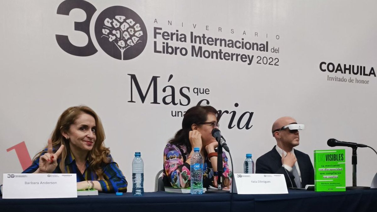 penguinlibrosmx's tweet photo. Para lograr un mundo accesible para todos necesitamos dar visibilidad a las voces de quienes no han sido escuchados. 🐧❤️ Gracias por ayudar a que este mundo mejore, @ba_anderson. #FILMTY2022 https://t.co/BOXTMjNOUC