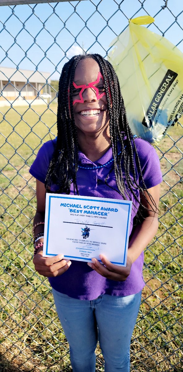 Stephanie Couey tweet media