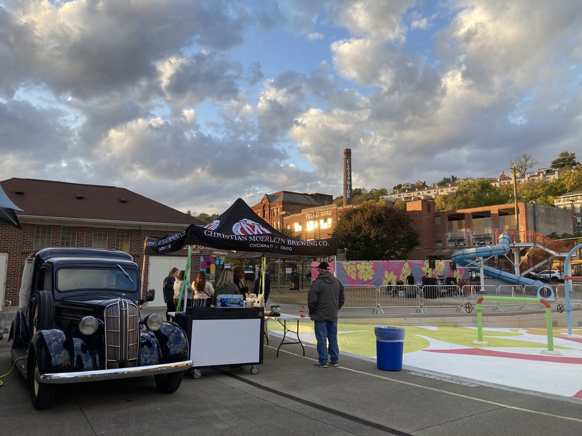 Ready to pour some <a href="/moerleinbeers/">Christian Moerlein</a> and <a href="/hudepohlbeers/">Hudepohl Beer</a> at <a href="/BLINKcincy/">BLINK Cincinnati</a> in Hanna Playground! Come visit us all weekend.