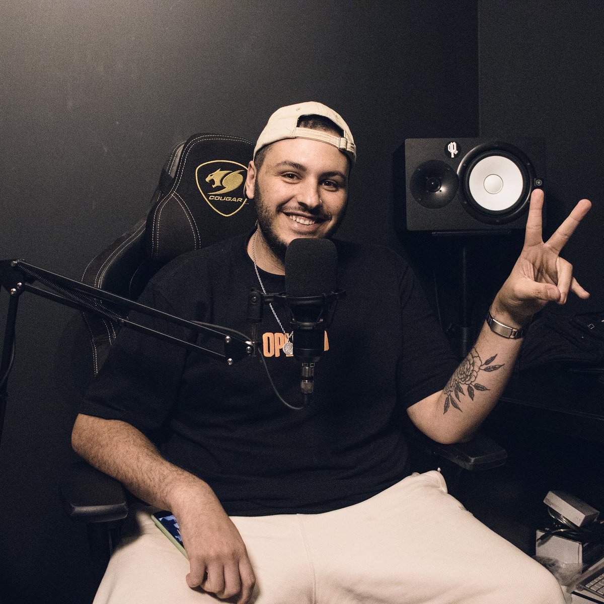 oplanocast's tweet photo. Hoje é dia de #Tbt? Relembrar esse dia foda 

Um OPLANOCAST de um jeito diferente e com um Co-host diferente!!

Muito obrigado pela entrevista @mctwistoficial

Assista o EP completo no nosso canal do YouTube OPLANOCAST https://t.co/yheRNfparN