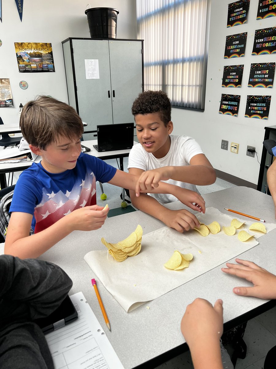 AVID4College's tweet image. Can YOU stack Pringles into a perfect ring? AVID students love a good #engineering challenge! Thanks for sharing, @TeachStanley @GHMS_Grizzlies! #STEM #PringlesChallenge