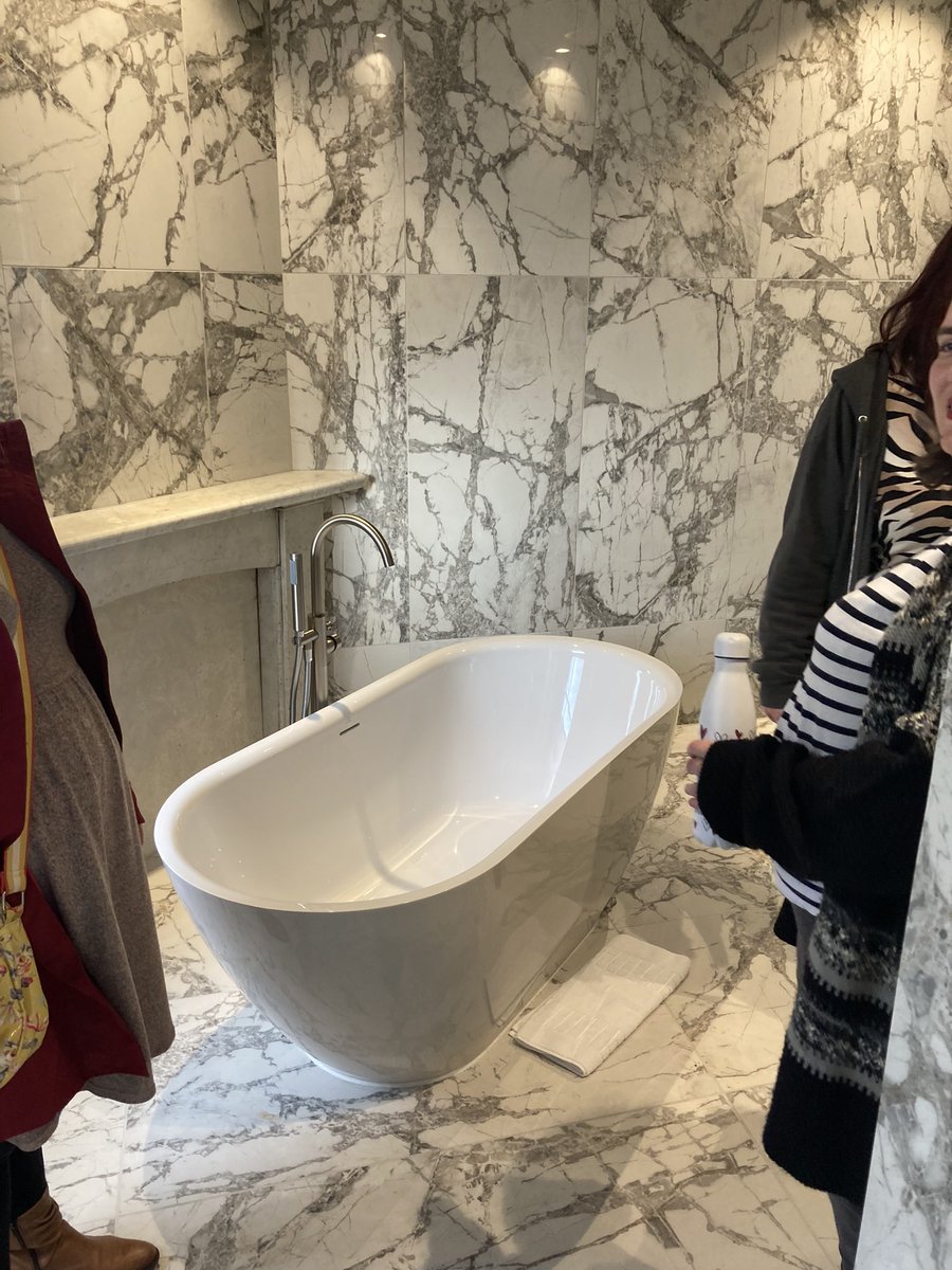 mark_cake's tweet image. A fun @SROC_HE committee meeting today in sunny Edinburgh, discussing logistics for our first in-person conference since SROC19 in Cranfield! 

We take our responsibilities seriously, including mandatory assessment of proposed sanitaryware.