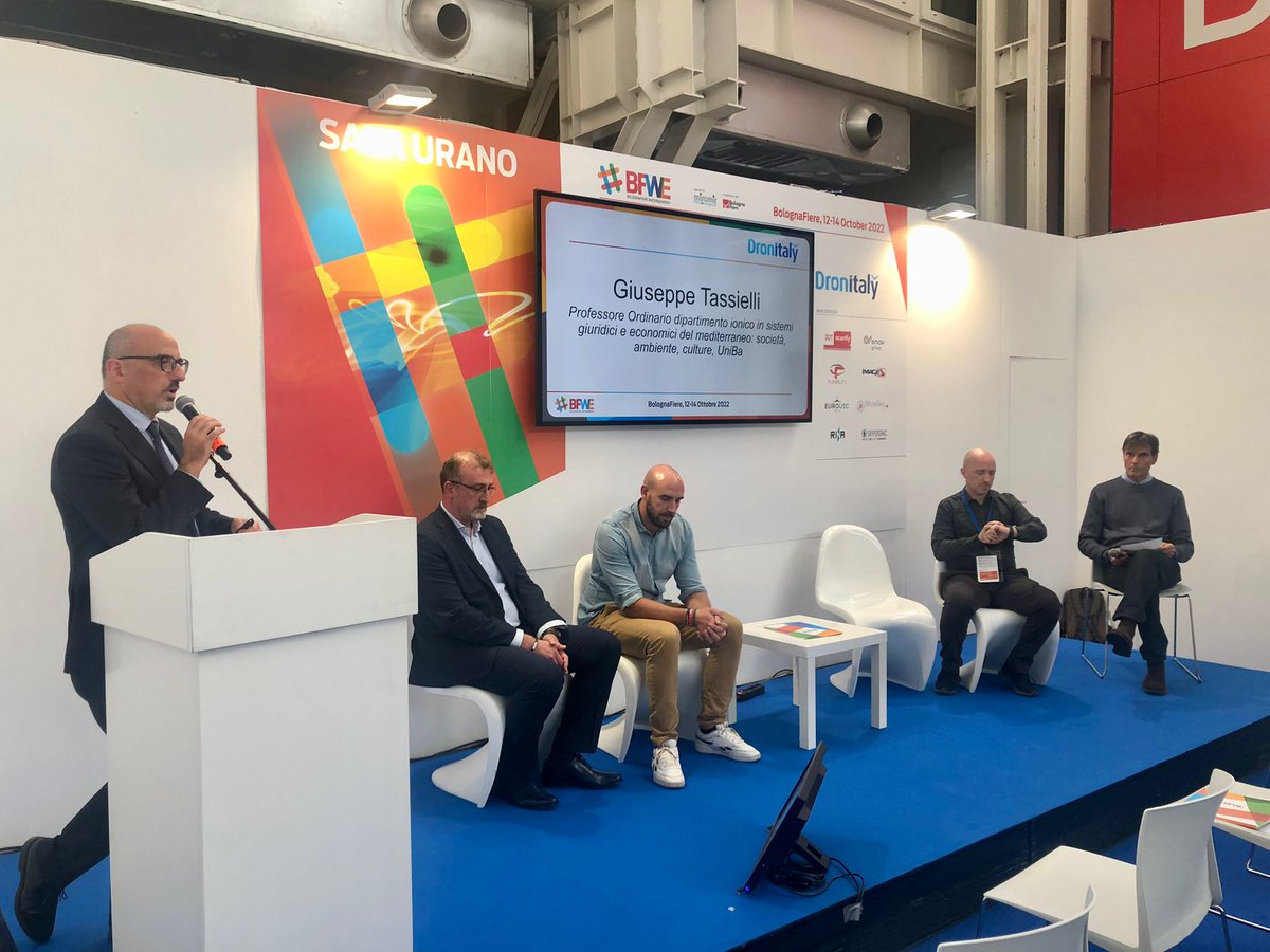 📣News da #Dronitaly
Uso dei #droni per il controllo dell'ambiente e del territorio
Grazie anche a <a href="/EnacGov/">ENAC - Ente Nazionale per l'Aviazione Civile</a>, <a href="/unibait/">Uniba.it Aldo Moro</a>, #iMAGES, <a href="/DronEzine/">DronEzine magazine</a>