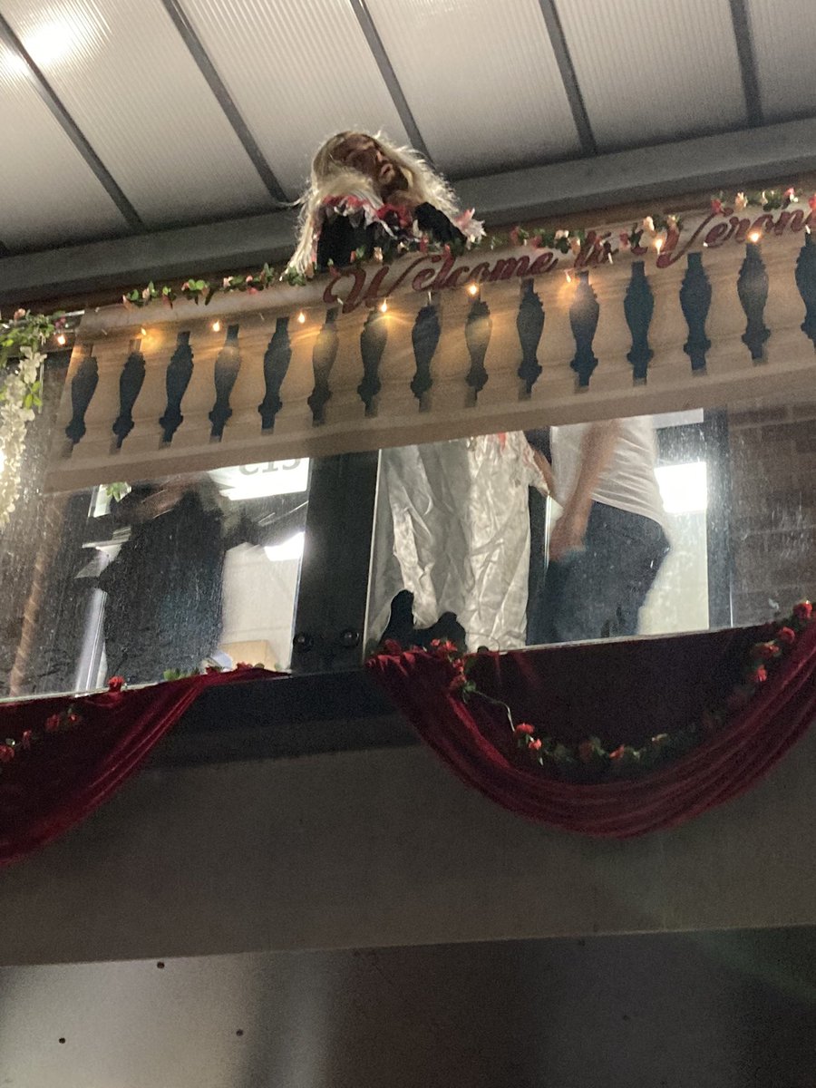 Applause for Stewart! The bravest trainee we’ve ever ever had. The <a href="/ChallneyBoys/">Challney Boys | Luton</a> Open Eve. Someone had to play Juliet in the traditional Open Eve play… up steps Stewart 👏👏👏