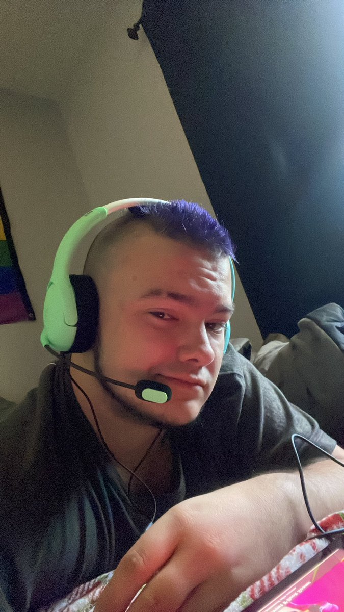 kingcalebmc22's tweet photo. Games ??? https://t.co/9Mawb9kyfF