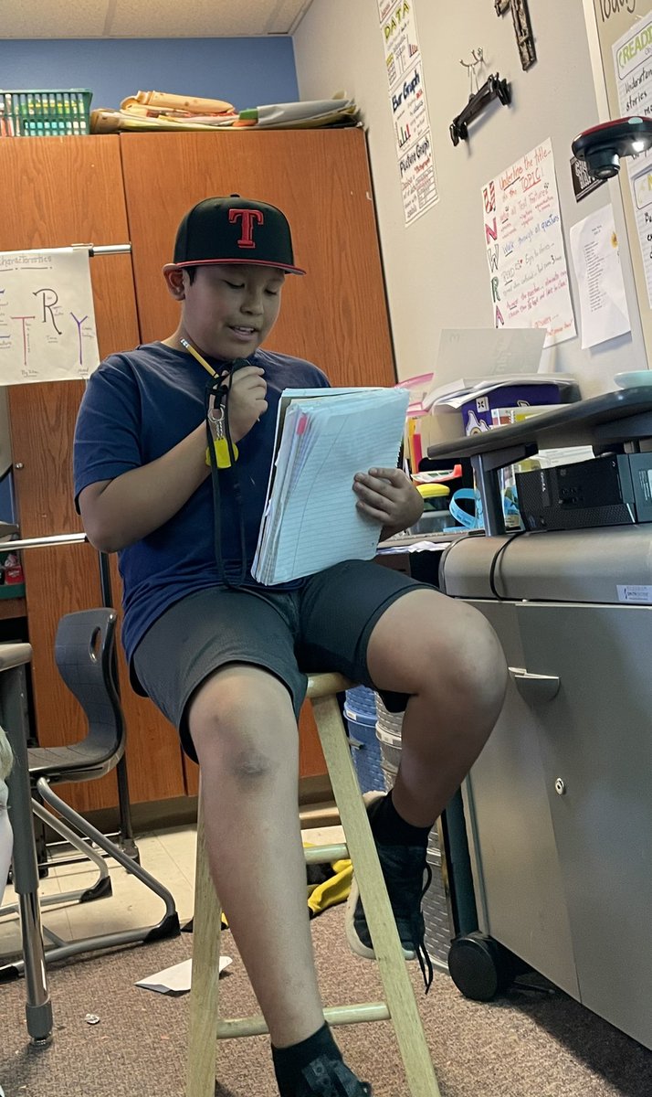 Sooo…not only did he write an incredible story….BUT he also read it in front of the class!!! Breaking barriers of fear <a href="/mambrinosteam/">STEAM Academy at Mambrino</a> <a href="/MegTurnTX/">Meg Gilliam-Turner</a>