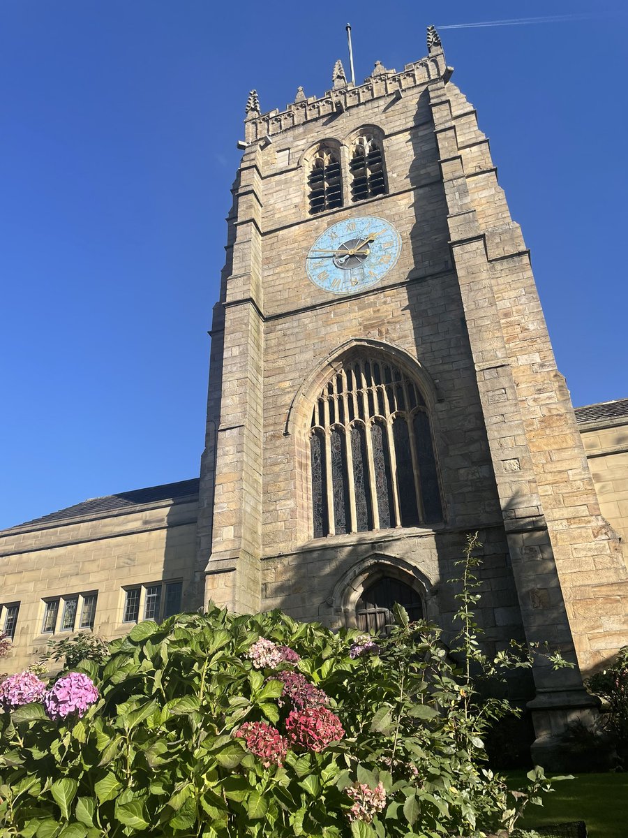 Had an absolute blast as usual at  #commscampnorth today! Props to <a href="/danslee/">Dan Slee</a> <a href="/Kate_bob/">Kate Vogelsang-Baird MCIPR</a> and team for a great day. Bradford a genuinely beautiful city. See you next time comms people.