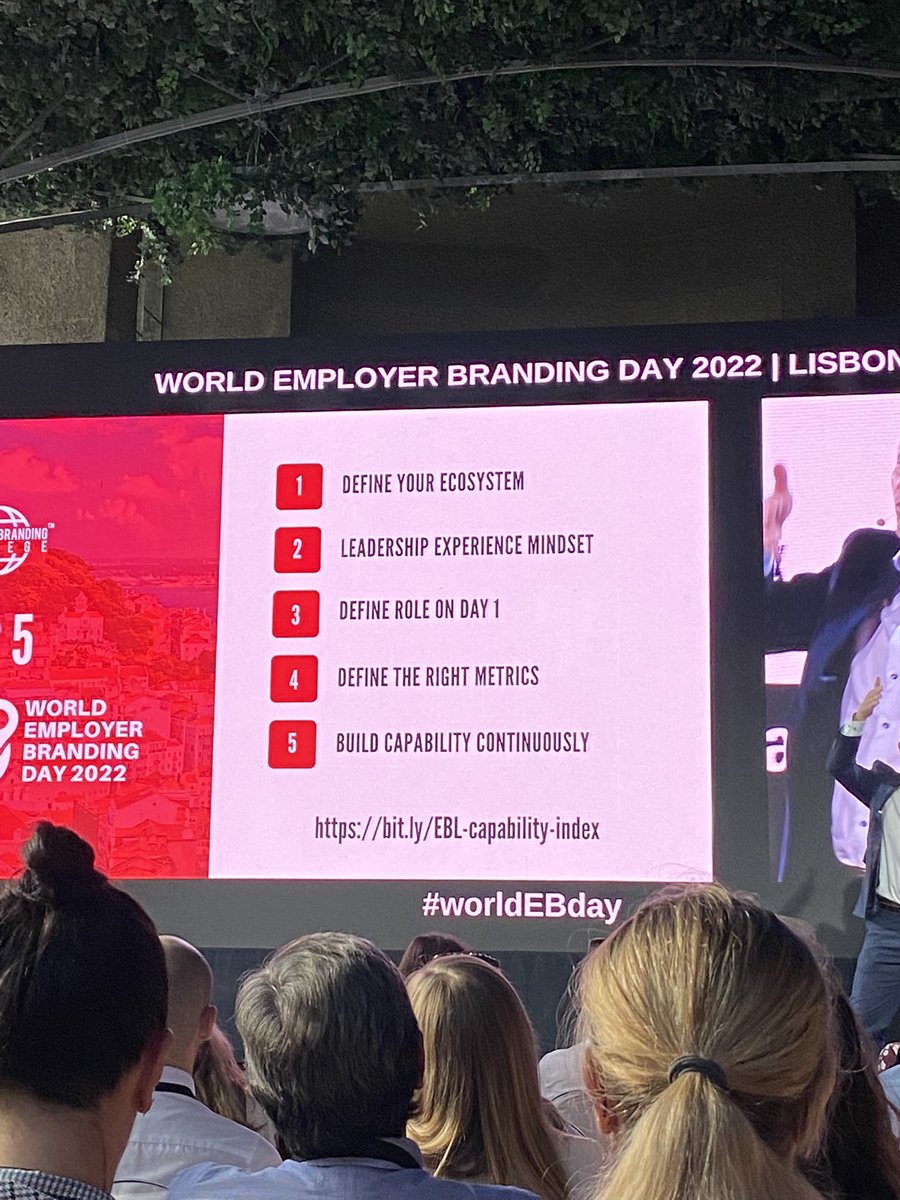 Laura Howat tweet media